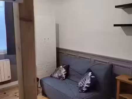 location meublée appartement 1 pièce 17 m² à pont-l'abbé (29120)  410 €