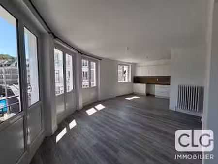 location appartement 3 pièces à quimper (29000) : à louer 3 pièces / 78m² quimper