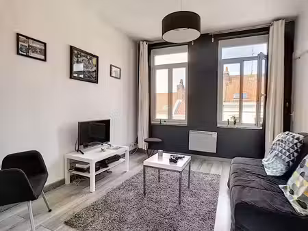 location appartement 1 pièce 28 m² à lille (59000)  595 €
