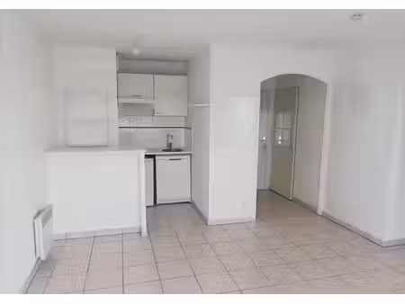 location appartement 2 pièces 40 m² à toulouse (31000)  650 €