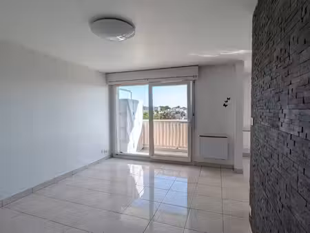très grand t3 lumineux 2 balcons lingolsheim