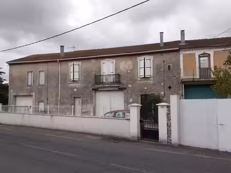 galargues - maison de village t3 de 104m2 avec terrasse et g