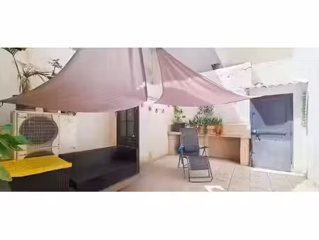 maison de village  terrasse  garage