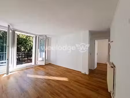 location appartement 3 pièces 52.3 m² à sainte-genevieve-des-bois (91700)  1 150 €
