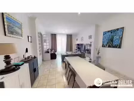 location meublée maison 7 pièces 219.01 m² à lescure-d'albigeois (81380)  1 097 €
