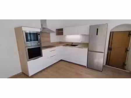 21200 beaune - appartement en duplex 3 pièces  2 chambres 65.12 m2 - hypercentre - + greni