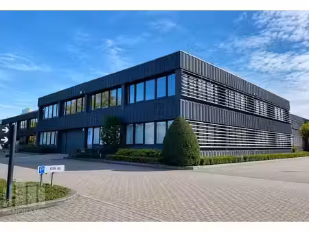 espace de bureaux de 255 m² à proximité de l’e40  de la r...