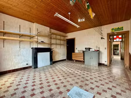 spacieuse maison à rénover