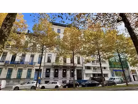 bureaux prestigieux à vendre sur la frankrijklei à anvers.