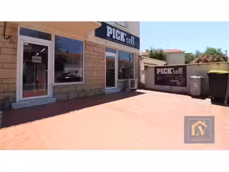 a louer local commercial ou professionnel en rez de chaussée
