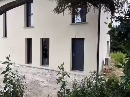 location maison 5 pièces 109.1 m² à villefranche-sur-saone (69400)  1 314 €