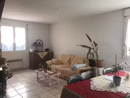location appartement 3 pièces 56 m² à bletterans (39140)