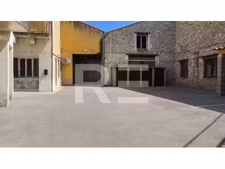 ensemble immobilier pour professionnel de 400m2 en centre ville de nimes