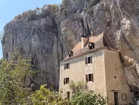 propriété troglodyte de caractère