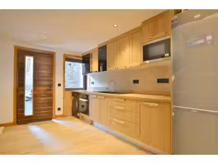 a vendre - appartement t3 avec jardin - bozel centre