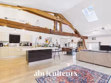 immeuble polyvalent de 333 m² en vente à saint-savinien (17350)