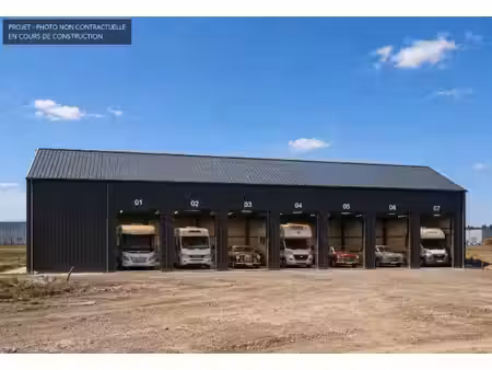 box / entrepôt à louer ! 54 m² - chasnais (à 10 min de luçon)