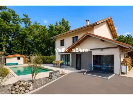 amancy - belle maison familiale de 151m2 avec piscine - 4 chambres