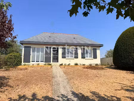 a vendre - maison plain pied doué la fontaine - d6094