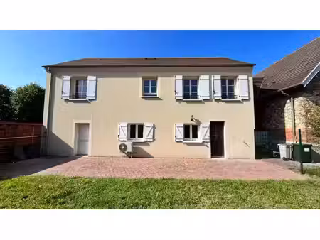 location meublée maison 4 pièces 126.08 m² à montmagny (95360)  1 752 €