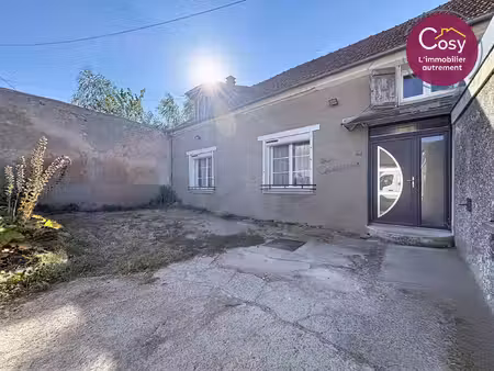 maison familiale avec grand terrain et dépendances