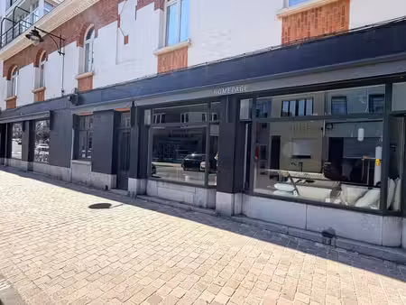 châtelain - 30 mètres de vitrine - votre marque sur 200m2