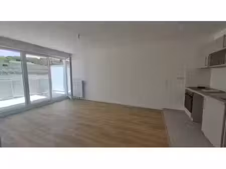location appartement 3 pièces 59.04 m² à provins (77160)  960 €