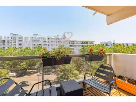rue anatole france - 5 mn a pied de la ligne 7 - appartement 4 p