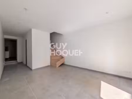 maison de ville entraigues sur la sorgue 4 pièces