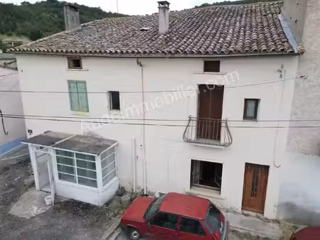 ensemble immobilier avec jardinet