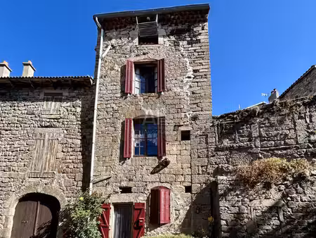 maison de village 79 m2 habitable sur le gr70
