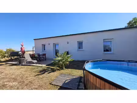 pavillon de plain-pied de 2021 / 85 m² hab / 861 m² de terrain