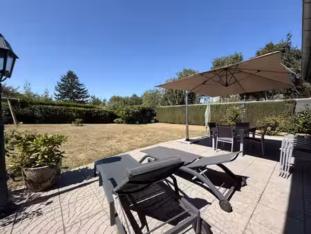 maison individuelle - jardin - garage