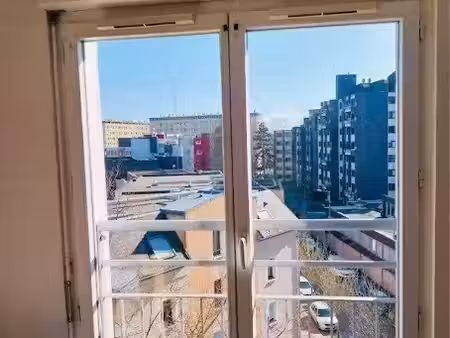 location meublée appartement 1 pièce 18 m² à rouen (76000)  450 €