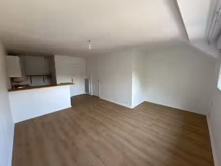 appartement t2 - quartier saint fuscien dans résidence sécur