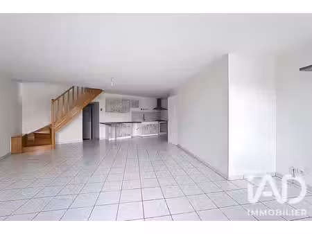 appartement à courçon (17170)