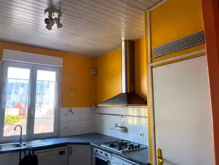 appartement meublé idéalement placé à perros-guirec