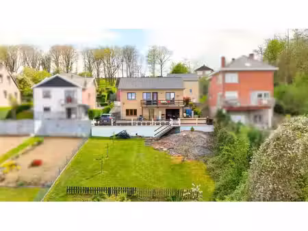 bungalow 2 ch. avec grand terrain