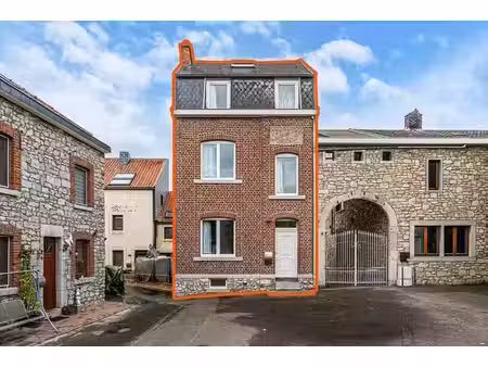 wegnez - maison villageoise prête à vivre