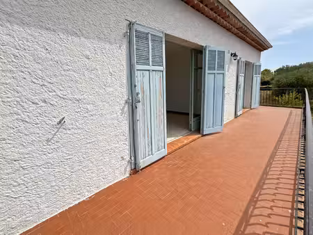 location appartement 3 pièces  70.76m²  le cannet
