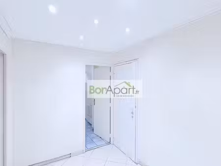 appartement 3-4 pièces de 92.6m² au 8ème étage avec ascenseur