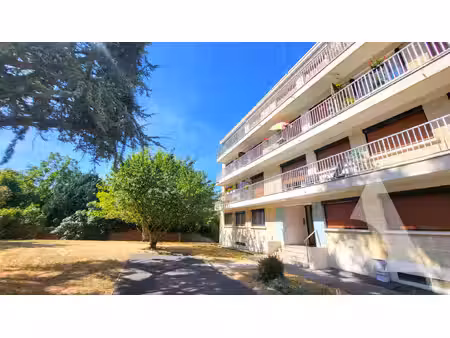 herblay sur seine - appartement 5 pièces de 96m² avec balcon  caves  parking et box