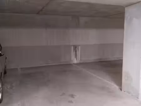 location parking ville la grand 74100