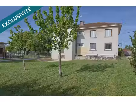 appartement avec balcon - saint trivier de courtes