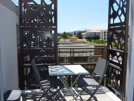 beau studio proche de toutes commodites avec parking en sous