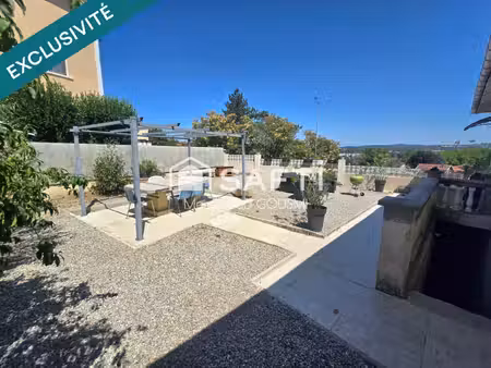 maison 3 pièces – grande terrasse de 110 m² – garage – tout à pied