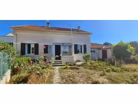 maison t4 à vailly sur aisne à rafraichir