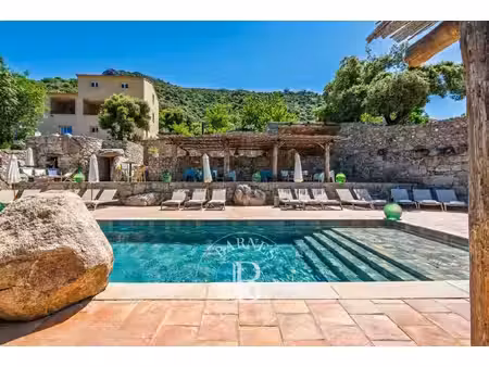 exclusivité  pietralba  propriété  4 appartements  vue panoramique  piscine  proche plage