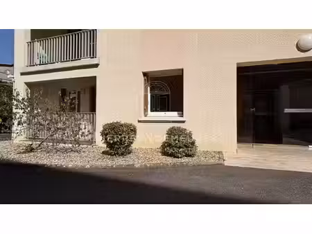 appartement t2 climatise en rez-de-chaussee