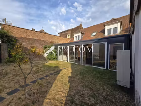 maison 1990 de 131 m2 + atelier garage de 35 m2
